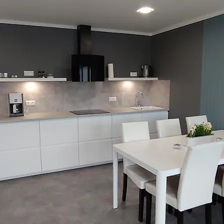 Maarja Apartment *